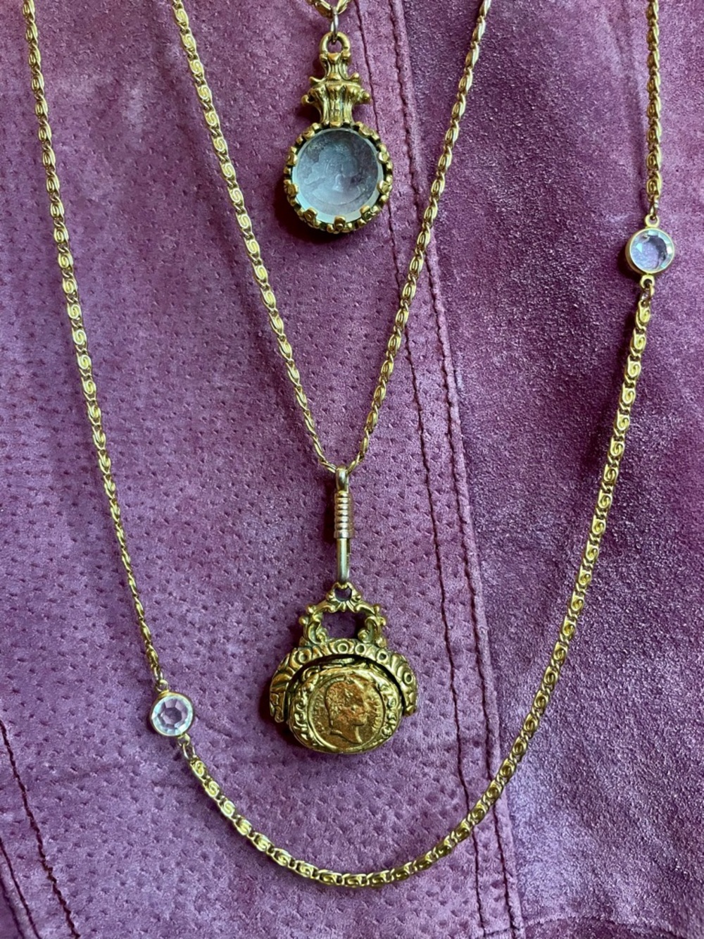 VTG Layered Goldette Pendant Necklace with Accents